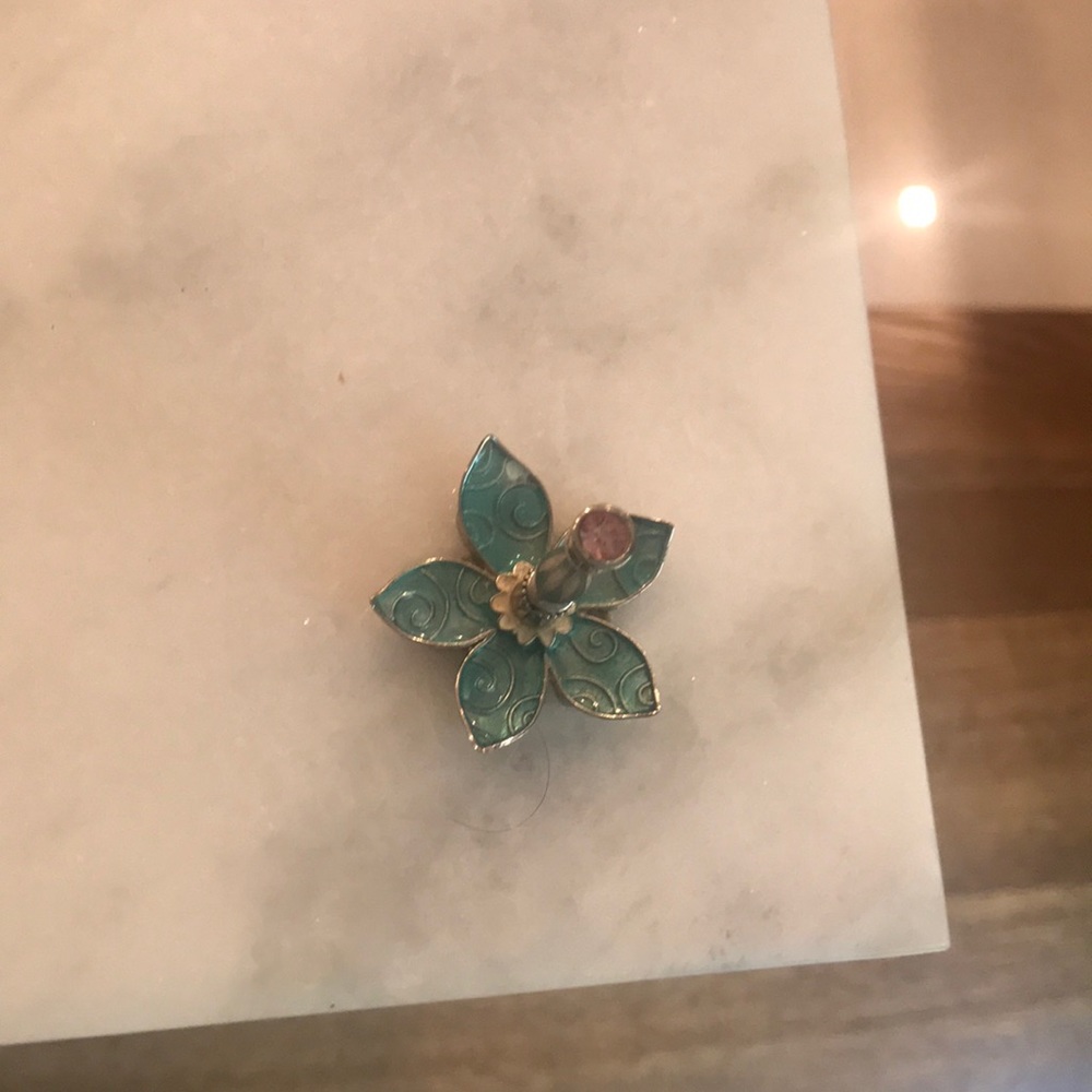 Ring holder